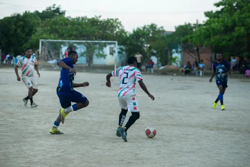 Time do Cunani (de branco) superou o Campina Grande nos pênaltis e foi o campeão da Copa Quilombola