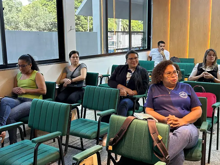A qualificação gratuita ensina os gestores a identificarem, compreenderem e gerenciarem as próprias emoções