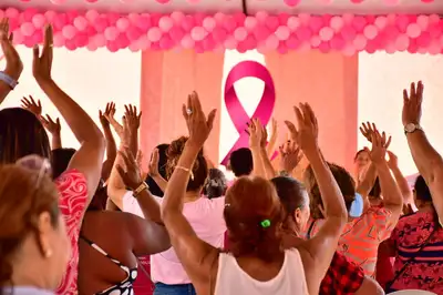 notícia: Governo do Amapá inicia programação do Outubro Rosa com ações de prevenção e cuidado à saúde da mulher