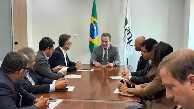 notícia: Governador Clécio Luís e direção da ANP traçam estratégias que preparam o Amapá para o setor de petróleo e gás