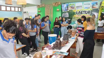 notícia: ‘Interacepa’ aproxima estudantes da prática profissional com feira de empreendedorismo e sustentabilidade no Cepajob, em Macapá