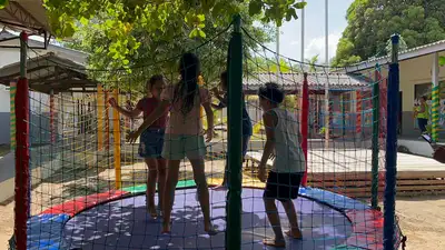 notícia: Governo do Amapá realiza programação de lazer e aprendizado na Escola Estadual Roberto José, em Macapá