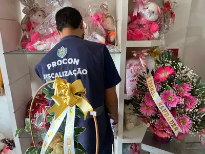 notícia: Duas empresas são autuadas pelo Procon Amapá por ausência de informações aos consumidores