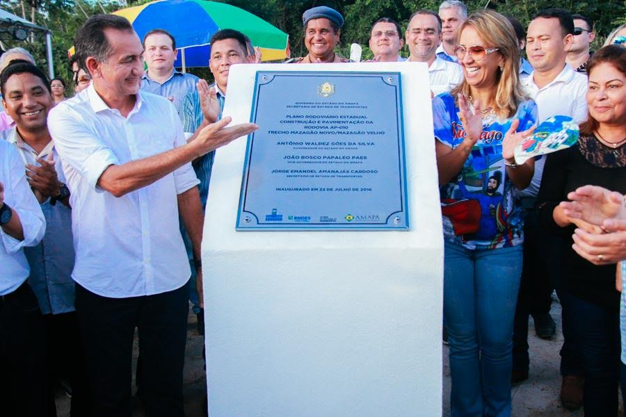 notícia: Rodovia AP-010 é entregue oficialmente à população de Mazagão