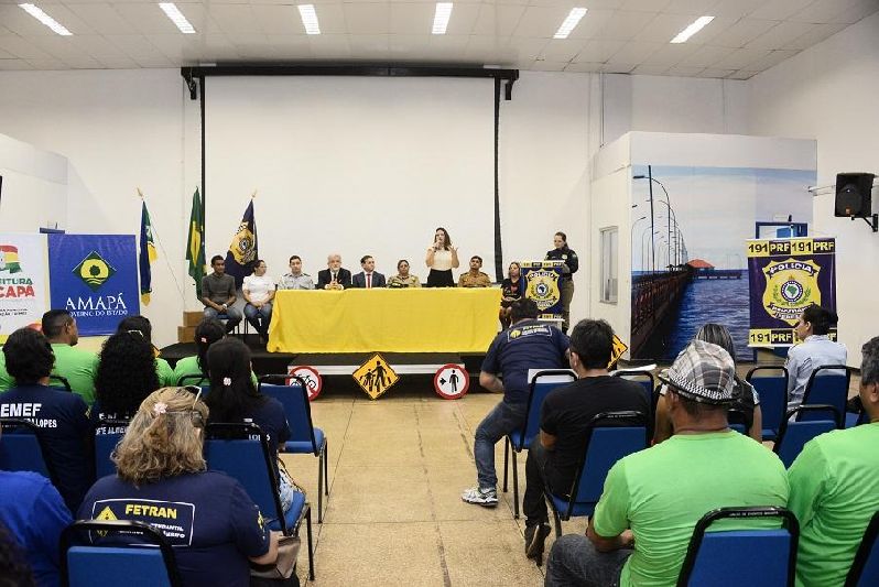 Trabalhos desenvolvidos em sala de aula serão apresentados na Feira Temática de Trânsito e no Festival Temático de Trânsito, em dezembro
