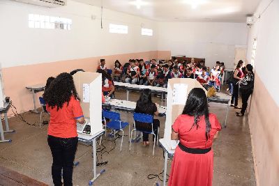 notícia: Gestão democrática: quatro escolas da rede estadual elegem grupo gestor nesta quarta-feira