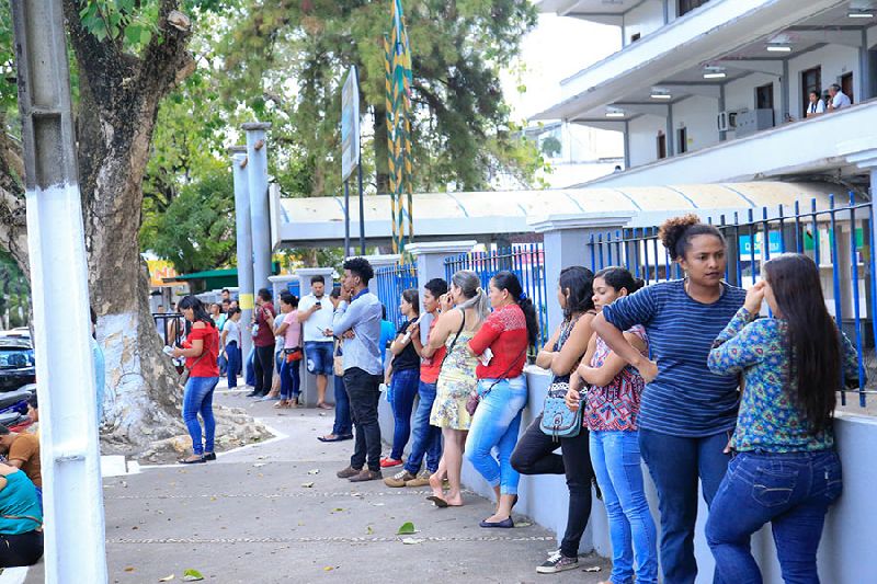 Provas foram aplicadas pela manhã, para os cargos de nível médio, e à tarde, para os de nível superior