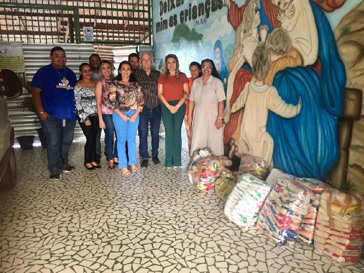 Uma das instituições que receberam alimentos foi a Casa da Hospitalidade, em Santana.