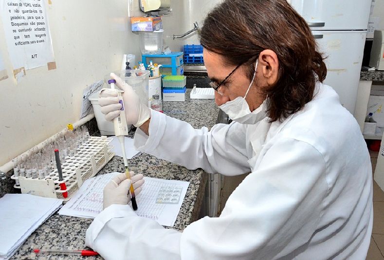 Exames são feitos na própria unidade, com resultado emitido em uma hora, dependendo da classificação do paciente