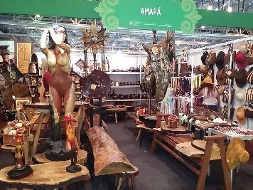 notícia: Amapá leva cerca de 12 toneladas de artesanato para expor e vender em Pernambuco