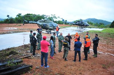 notícia: Força-tarefa decide fazer desvio em canal para evitar rompimento de barragem no Lourenço