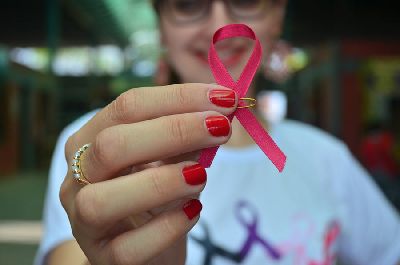 notícia: Ação conscientiza sobre a prevenção do câncer
