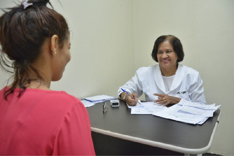 Ginecologista Nirce Carvalho orienta sobre cuidados médicos às pacientes diagnosticadas com gravidez molar