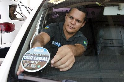 notícia: Taxímetros de Macapá e Santana são aferidos pelo Ipem/AP