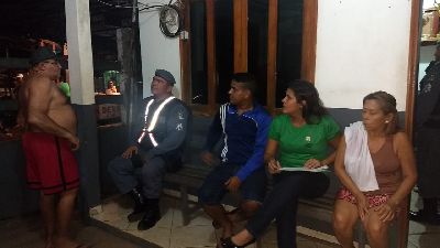notícia: Corpo de Bombeiros controla fogo na comunidade do Ambrósio