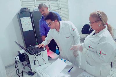 notícia: Em Oiapoque, pacientes com HIV e Hepatite terão equipamento para monitorar carga viral