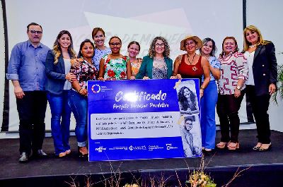 notícia: ‘Essa experiência foi minha salvação’, diz beneficiária do Renda certificada em projeto