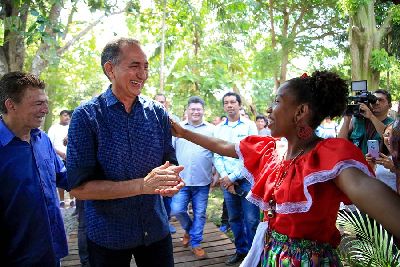 notícia: Na ‘Festa dos Povos’, menina pede que governo permaneça firme na preservação da Amazônia