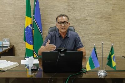 notícia: Em live, Waldez faz abertura de nova etapa do Amapá Jovem com foco em mercado de trabalho
