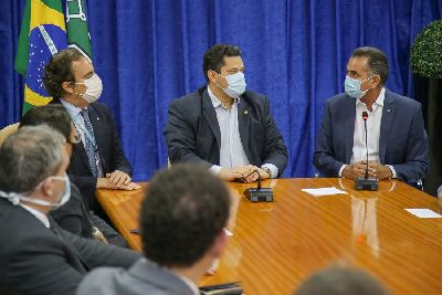 notícia: Governo e Caixa irão ampliar investimentos em infraestrutura e saneamento no Amapá