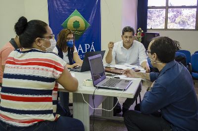 notícia: Diagnóstico de covid-19 começa a ser feito no Amapá