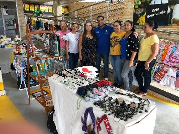 notícia: Organizada pelo Amapá, Feira Ecosol percorre supermercados com a venda de produtos manuais