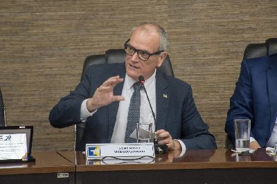 notícia: Vice-governador participa de sessão em homenagem aos 29 anos do Tribunal de Contas do AP