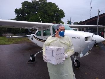 notícia: Covid-19: 2ª remessa de amostras é enviada para análise e diagnóstico 