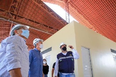 notícia: Governo lança edital para permissão de uso gratuito de boxes na praça de alimentação da Casa do Artesão