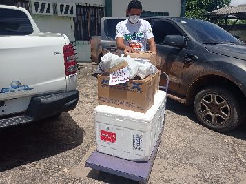 notícia: Governo do Estado distribui aos municípios 2.200 doses da vacina CoronaVac