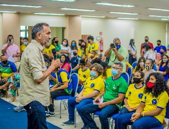 notícia: Governo homenageia atletas amapaenses que participaram dos Jogos Escolares Brasileiros 2021