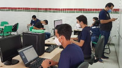 notícia: Governo monta estratégia para conter casos de covid-19 em Oiapoque e Tartarugalzinho