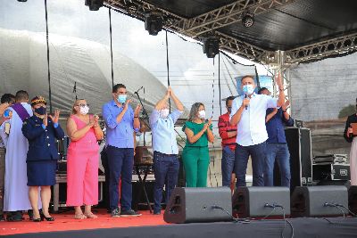 notícia: 34 anos de Santana: Governador Waldez prestigia culto ecumênico em homenagem a cidade