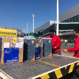 notícia: Governo do Amapá recebe novo lote com 19.960 doses de imunizantes contra a covid-19