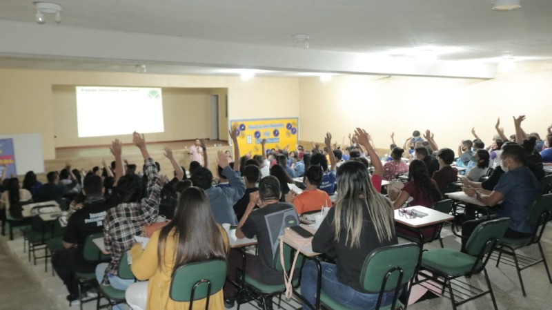 O auditório da Escola Estadual Tiradentes foi o ponto de encontro para a Formação em Ações Protagonistas de 2022.