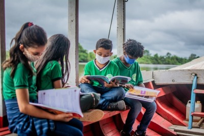 notícia: Volta às aulas: Governo do Amapá assegura transporte fluvial para mais de 7 mil estudantes ribeirinhos 