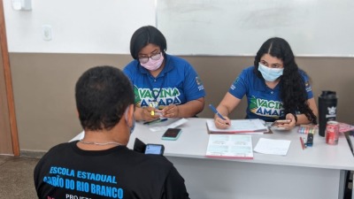 notícia: Governo do Amapá volta a ofertar vacinas em escolas de Macapá e Santana