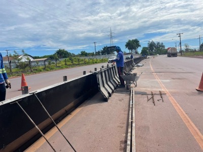 notícia: Nova Duca Serra: Governo amplia segurança na rodovia com a implementação de 8km de barreiras New Jersey