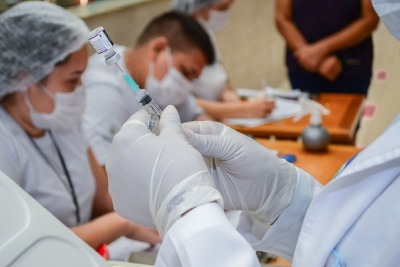notícia: Vacinadores do Governo do Estado seguem ofertando vacinas contra o sarampo em apoio aos municípios
