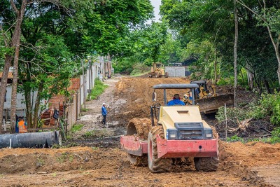 notícia: Viaduto da integração: Governo inicia a construção de rota alternativa para desafogar fluxo na Duca Serra