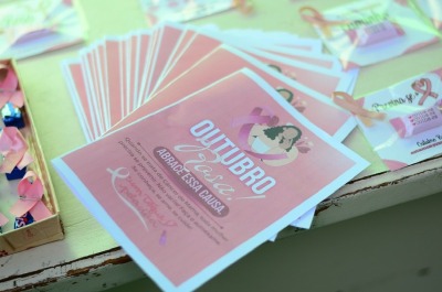 notícia: Outubro Rosa: Mãe Luzia coordena programação de prevenção ao câncer de mama para profissionais da unidade 