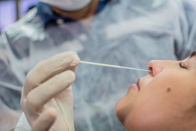 notícia: Covid-19: Governo distribui mais de 57 mil testes rápidos aos municípios