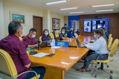 notícia: Com aumento de casos, Governo mantém restrições e amplia leitos para covid-19