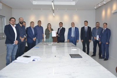 notícia: Nova Economia Amapá: com articulação do Estado, iniciativa privada assina acordo com empresários russos para importação de fertilizantes