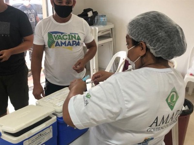 notícia: Governo do Amapá oferece vacinas contra covid-19 e sarampo em shoppings da capital