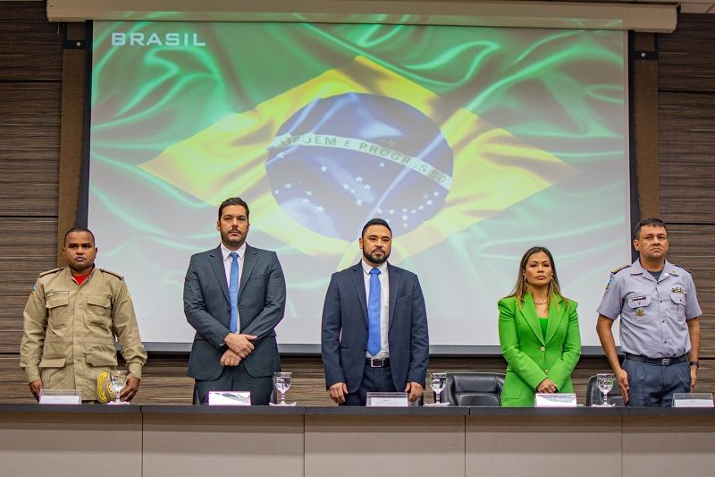 A Secretaria de Estado da Justiça e Segurança Pública do Amapá (Sejusp) promoveu na manhã desta segunda-feira, 27/03/2023, no auditório do Serviço Nacional de Aprendizagem Comercial (Senac), a abertura do curso "Trilha de Aprendizagem - Fase preparatória da contratação pública". <div class='credito_fotos'>Foto: Divulgação | <a href='/midias/2023/originais/15610_0aaf0771-7205-ca37-cb7a-1aa56a3c5961.jpg' download><i class='fa-solid fa-download'></i> Download</a></div>