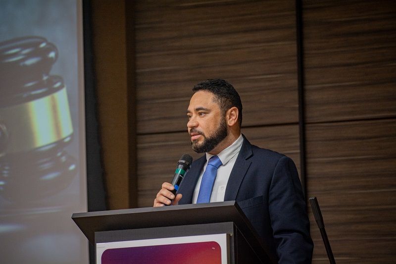 A Secretaria de Estado da Justiça e Segurança Pública do Amapá (Sejusp) promoveu na manhã desta segunda-feira, 27/03/2023, no auditório do Serviço Nacional de Aprendizagem Comercial (Senac), a abertura do curso "Trilha de Aprendizagem - Fase preparatória da contratação pública". <div class='credito_fotos'>Foto: Divulgação | <a href='/midias/2023/originais/15610_6ee33df7-f486-2f5d-5bb4-a2f5a4e7e562.jpg' download><i class='fa-solid fa-download'></i> Download</a></div>
