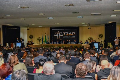 notícia: Celeridade do judiciário amapaense é destacada pelo governador na posse dos novos dirigentes