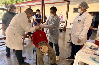 notícia: SVS realiza ação de testagem para prevenir doenças respiratórias em idosos do Abrigo São José