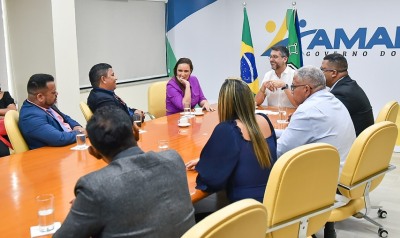 notícia: Governador do Amapá recebe vereadores de Laranjal do Jari e reforça diálogo para o desenvolvimento da região